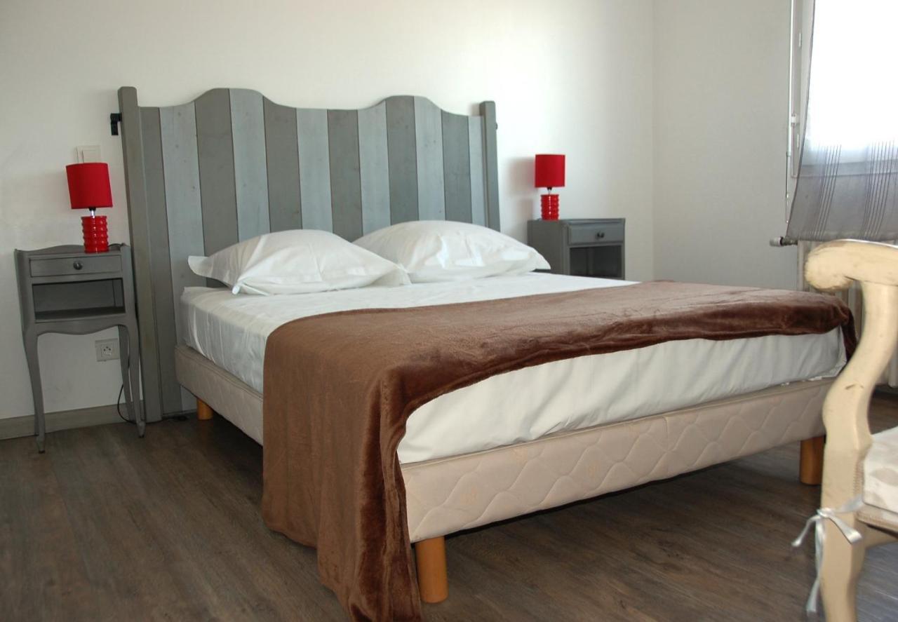 Le Pont De La Loire Bed and Breakfast Bourbon-Lancy Eksteriør billede