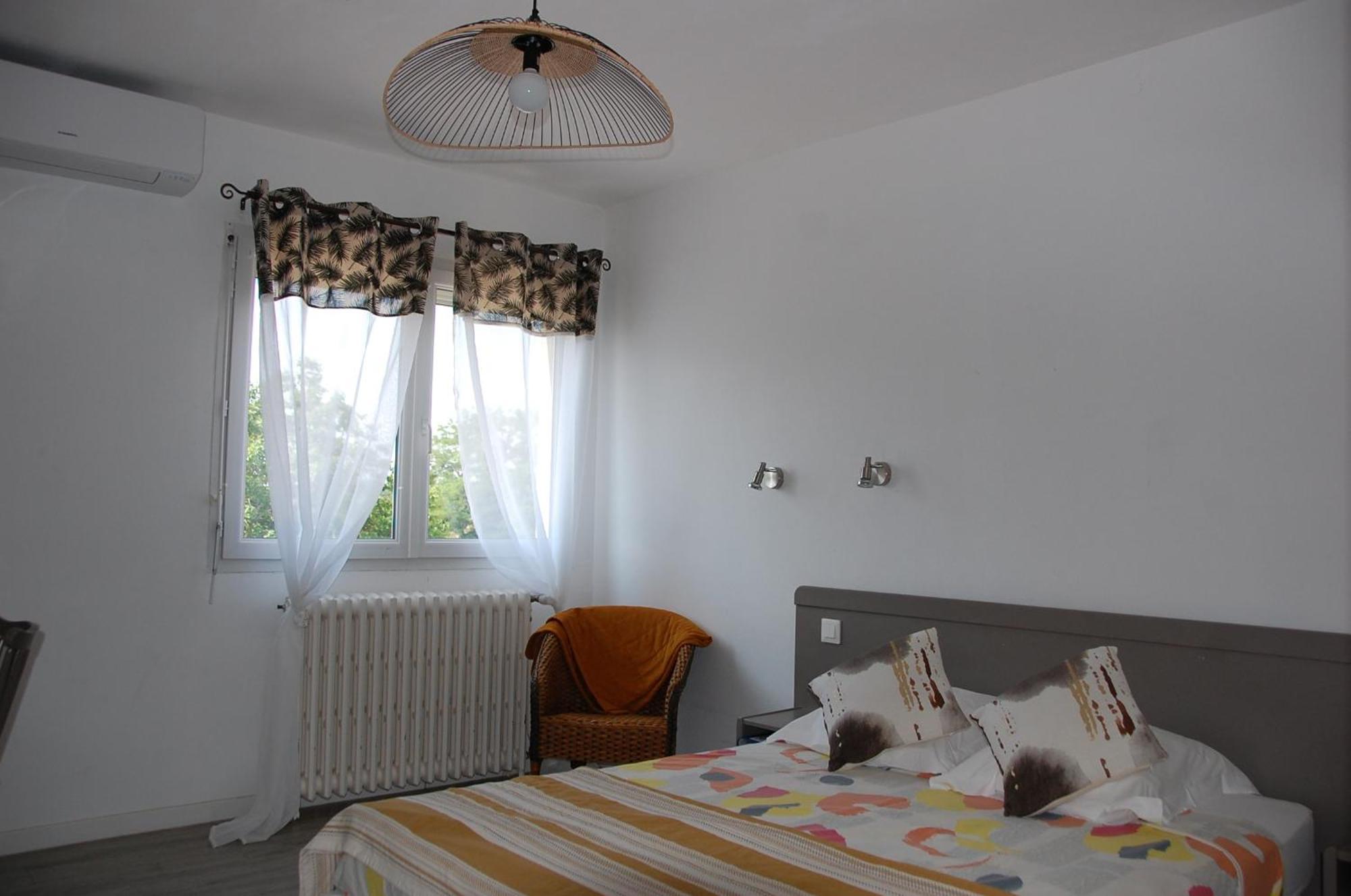 Le Pont De La Loire Bed and Breakfast Bourbon-Lancy Eksteriør billede